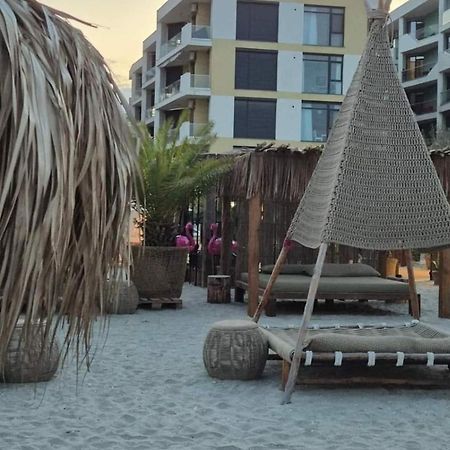 Constantinos Apartment Mamaia Nord Неводарі Екстер'єр фото